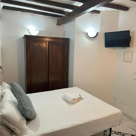 Imperial Colosseum 2 Apartment *